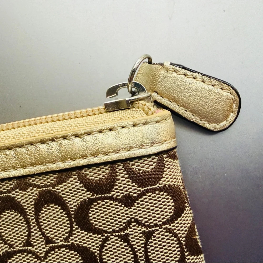 Coach Tan and Gold Tablet Sleeve - Picture 4 of 6